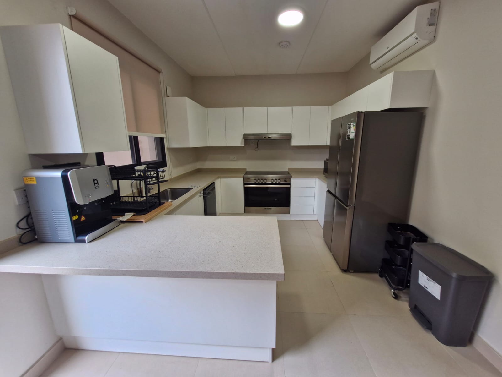 🏡 *Modern Townhouse for Rent furnished in Sedra (Roshn) – Stylish & Family-Friendly* 👨‍👩‍👧‍👦